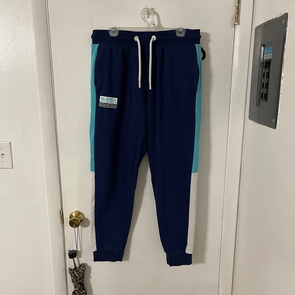 Superdry Matching Jacket and Sweats - Picture 6 of 6